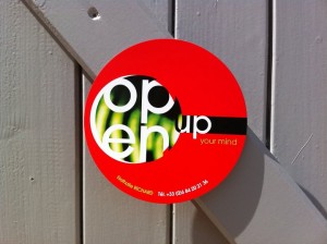 Logo Open Up Your Mind