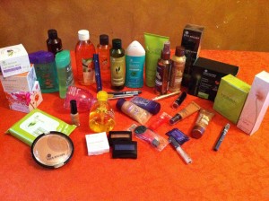 les produits du gros lot du jeu concours des tongs Yves Rocher